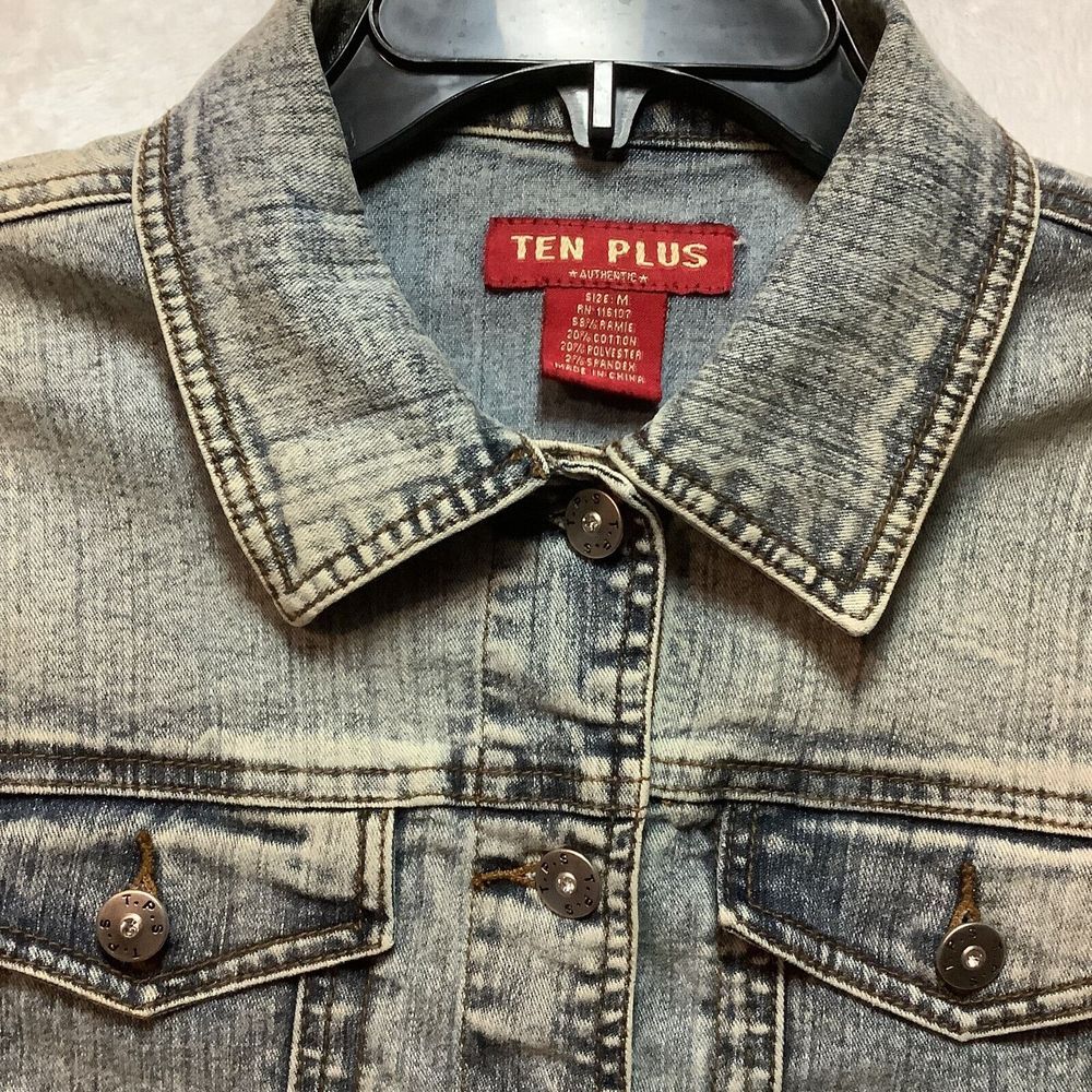 Ten Plus Brand Women's Jean Jacket size Medium acid wash